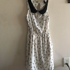 Umbrella dress w Peter Pan collar